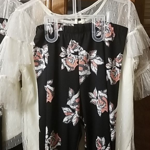 Girls Matching Set - Picture 8 of 10